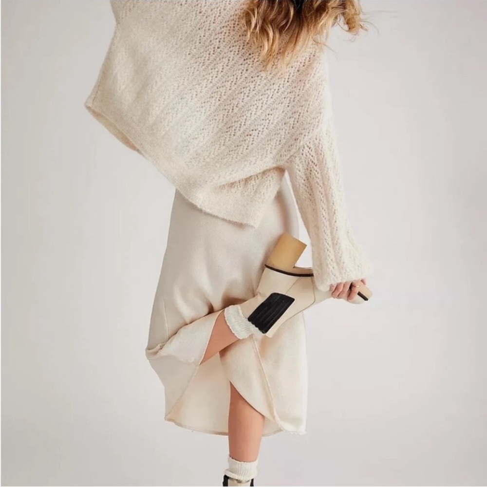 NIB Free People James Chelsea Boot Bootie in Bone Leather $188 - Picture 2 of 15